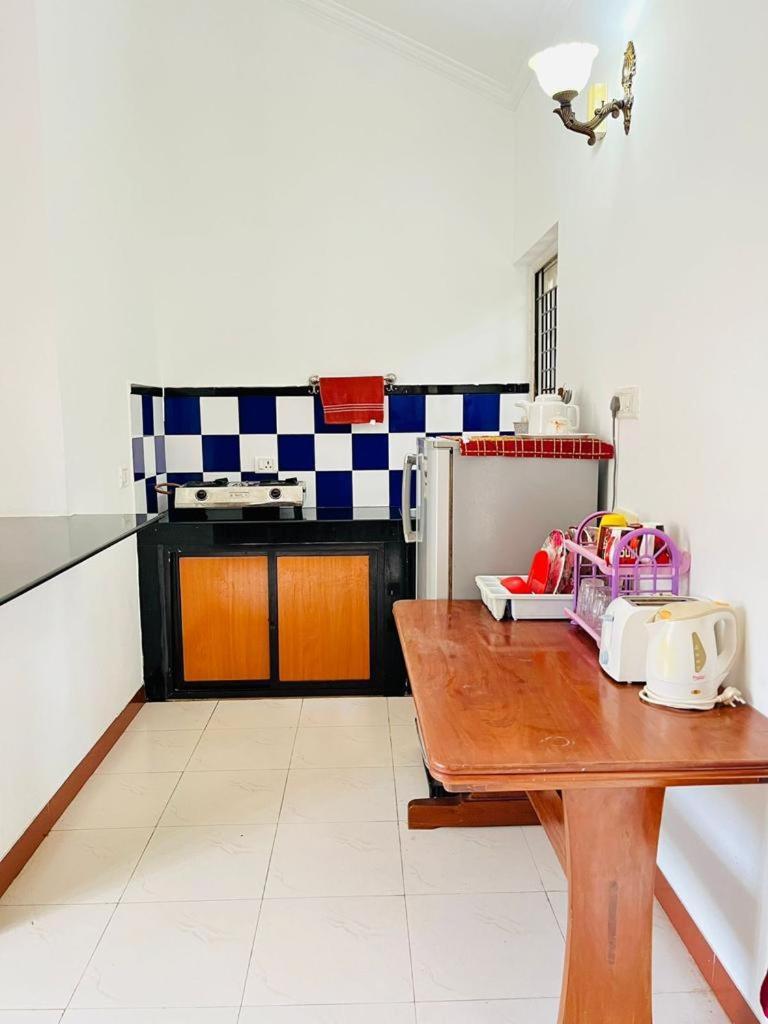 Skyview Villa Кандолим Стая снимка